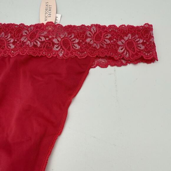 NEW VTG 2004 VS Angels Low Rise Thong Lace Panties SIZE MEDIUM Dark Pink NWT Med - Picture 3 of 8
